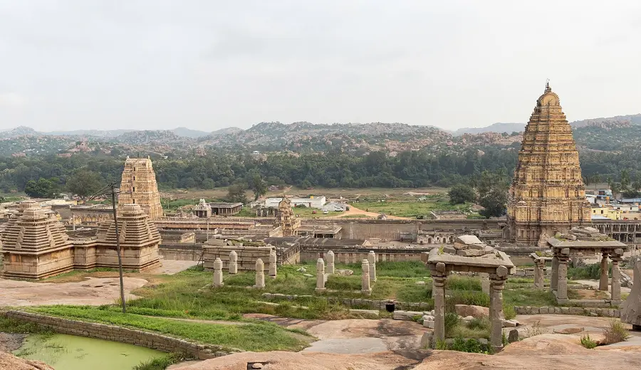 Hampi & Badami — photo 2